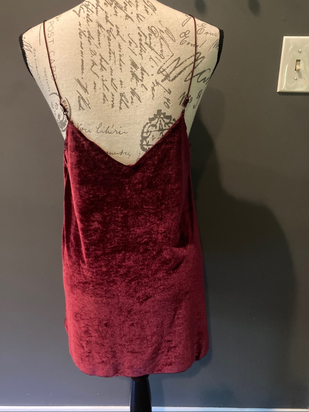 Anthropologie size small sexy maroon cami top excellent condition - Picture 3 of 7